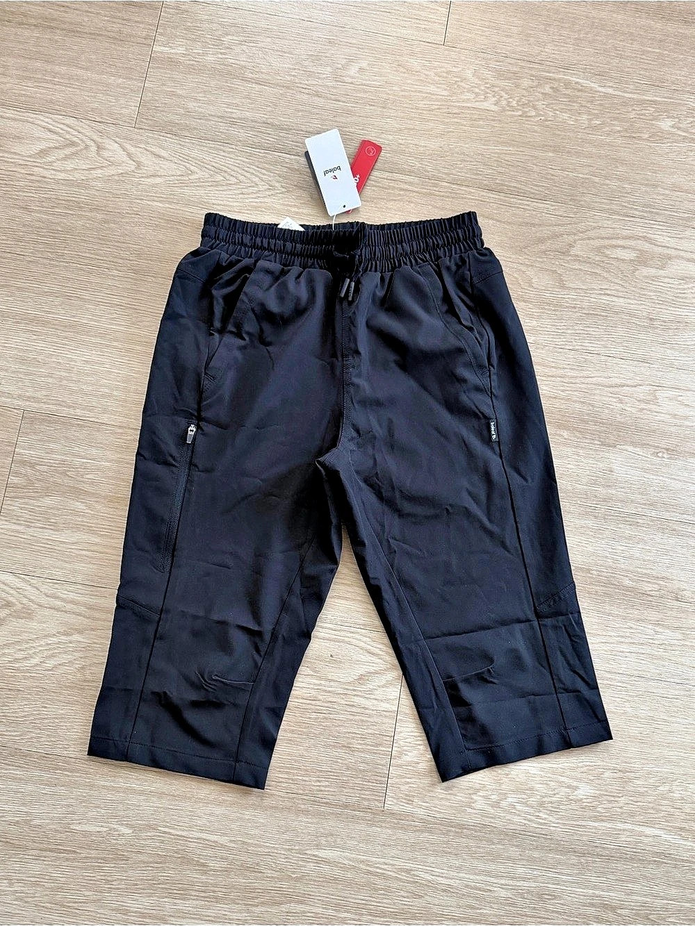 NWT baleaf Womens XS Laureate UPF50+ DWR Pocketed Capri Pants Anthracite Black